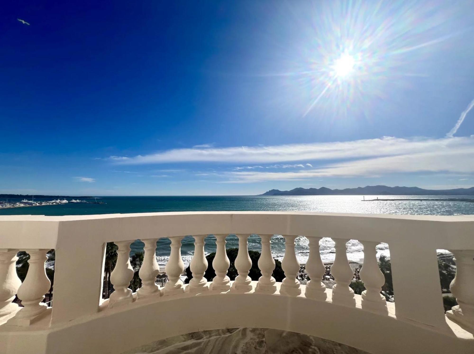 Palais Miramar 65 Bd De La Croisette Appartement Cannes
